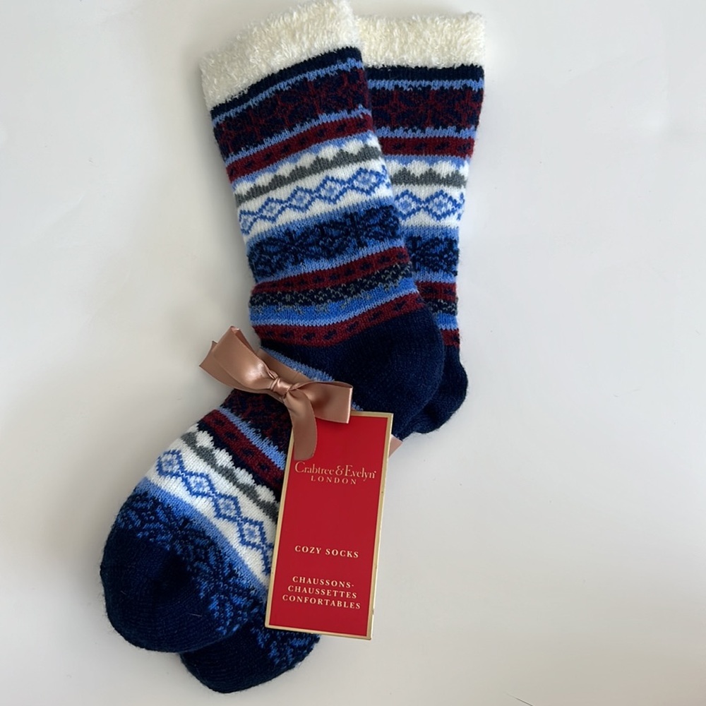 Crabtree & Evelyn Cozy Socks Blue Nordic Womens Size 5-8 - Picture 6 of 6